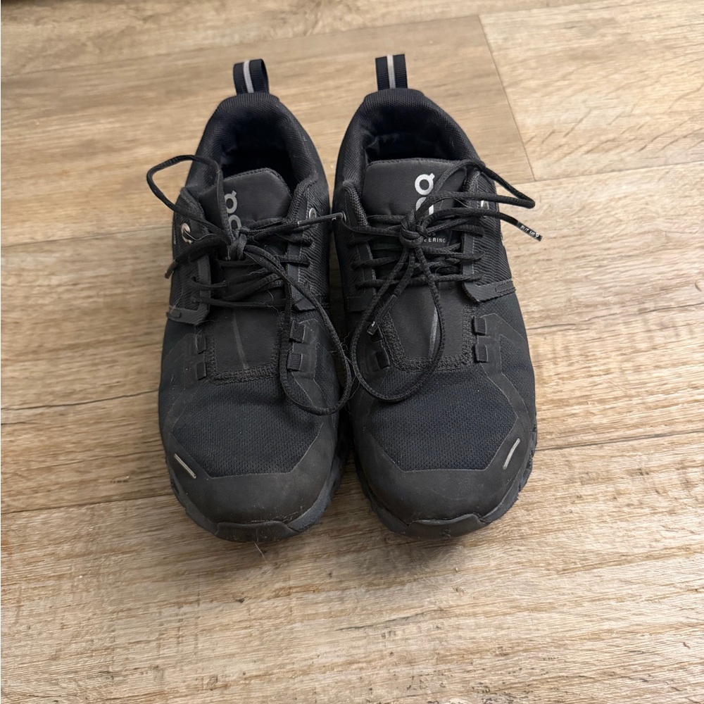On Women's Black Sneakers